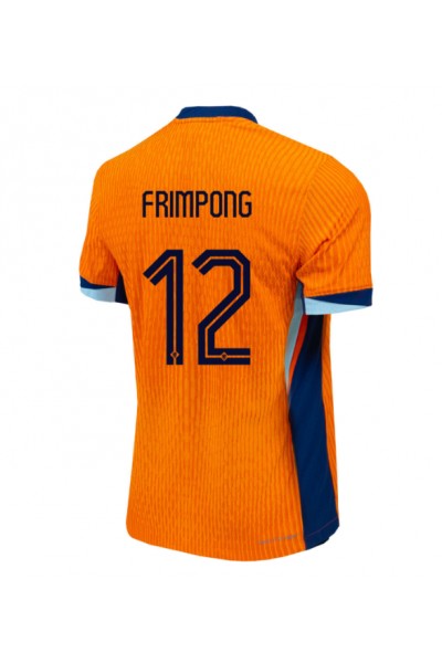 Nederland Jeremie Frimpong #12 Voetbaltruitje Thuis tenue EK 2024 Korte Mouw Nederland Jeremie Frimpong #12 Voetbaltruitje Thuis tenue EK 2024 Korte Mouw